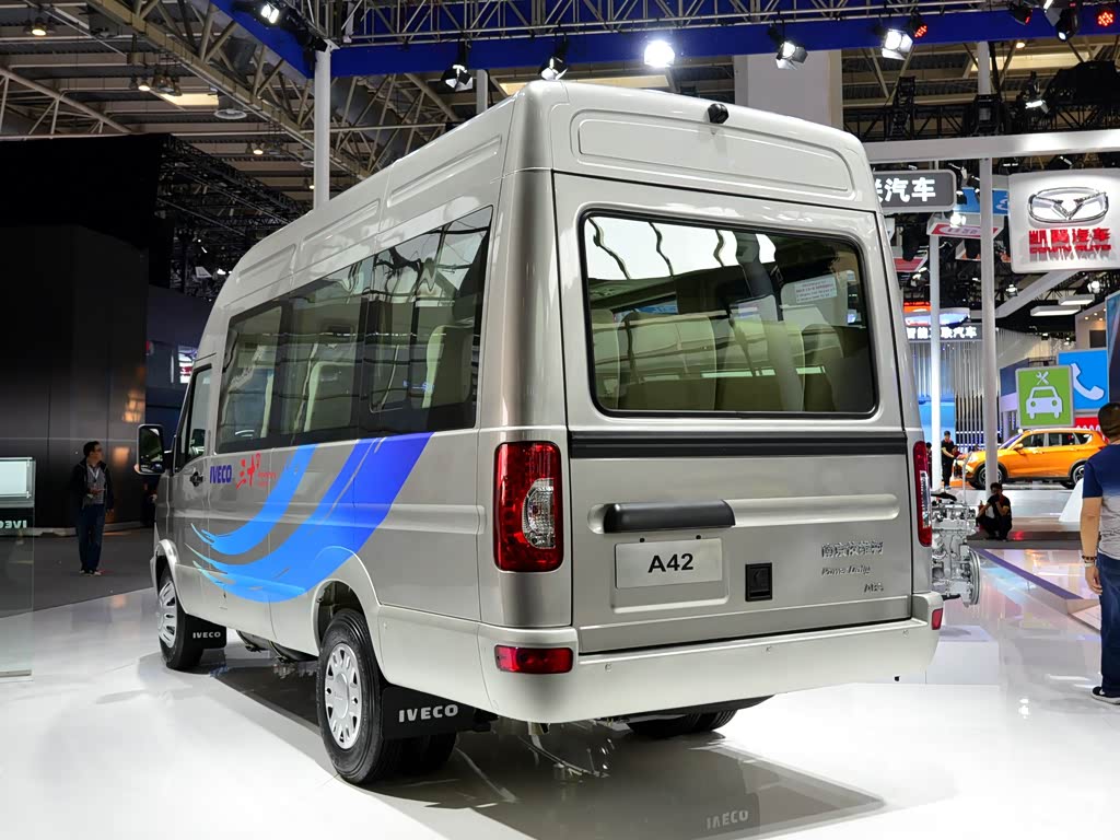 南京依维柯 power daily 2016款 3.0t-a42尊享版高顶f1c