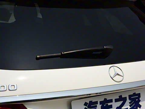 2017�� �Ŀ� C 200 4MATIC ���нγ�