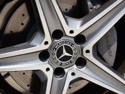 2017�� �Ŀ� C 200 4MATIC ���нγ�