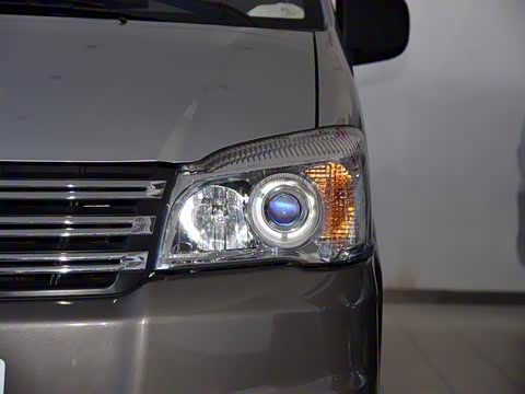 2016�� M5 2.0L 7�����������