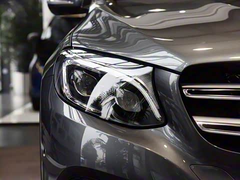 2016�� GLC 300 4MATIC ������