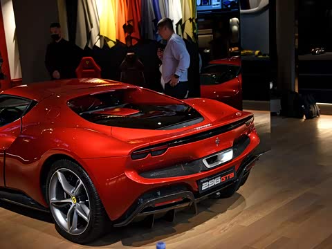 2021�� 3.0T V6 GTB