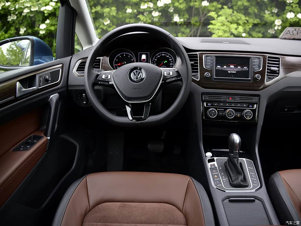 一汽-大众 高尔夫·嘉旅 2016款 280tsi 自动旗舰型