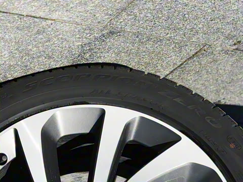 2022�� 249PS R-Dynamic S ���ܰ� 5��