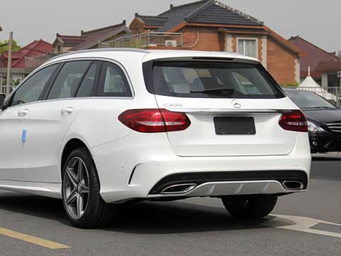 2017�� �Ŀ� C 200 ���нγ�