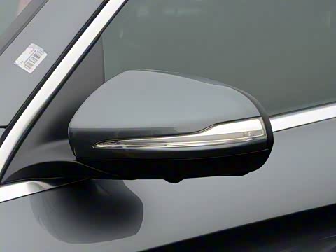 2016�� GLC 260 4MATIC ������