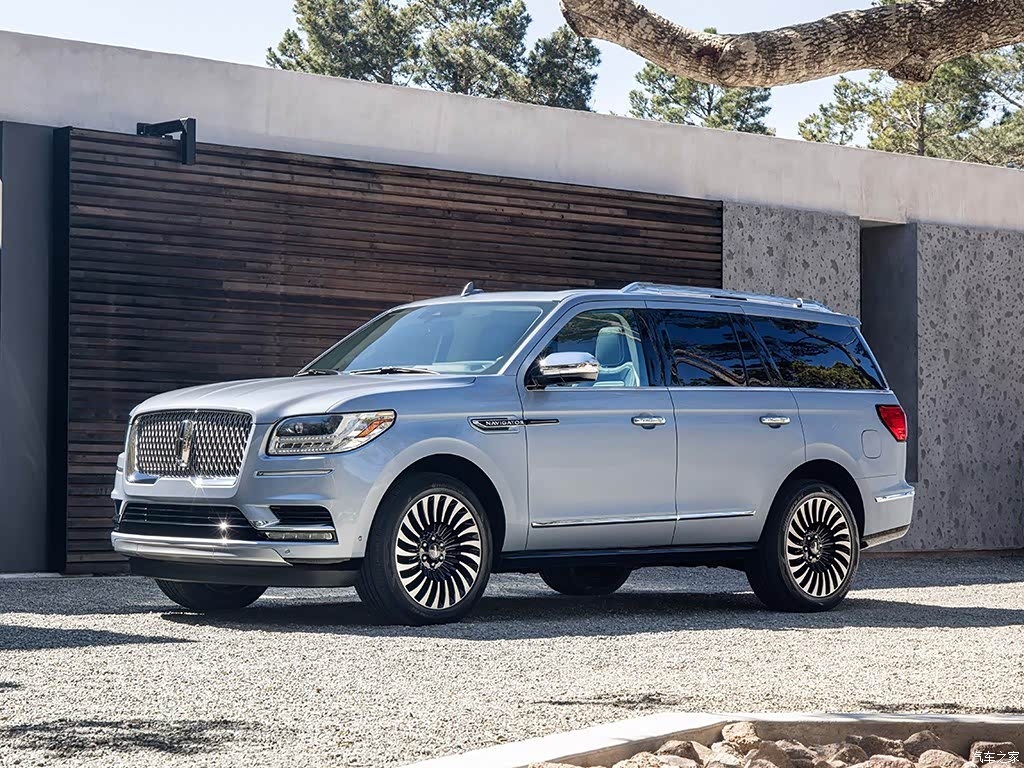 林肯 领航员 2018款 基本型 车身外观 已经是最后一张,您还可以查看