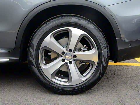 2016�� GLC 260 4MATIC ������