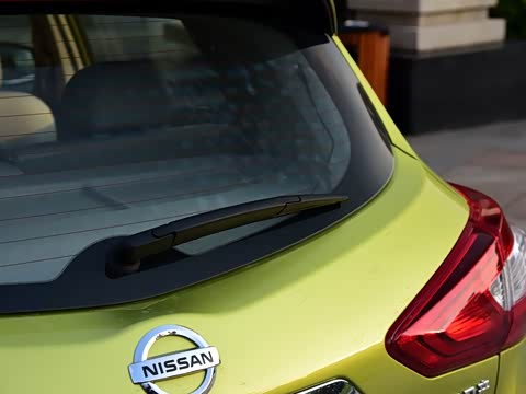 2016�� 1.6L CVT���а�