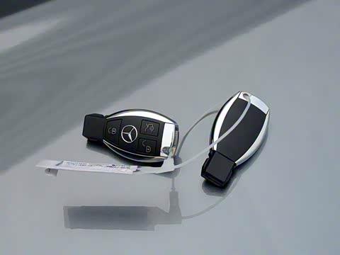 2016�� GLC 260 4MATIC ������