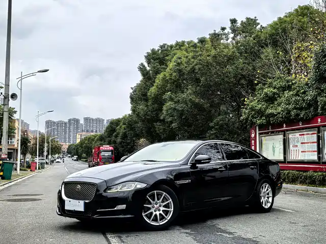 Jaguar XJ 2016 XJL 2.0 T 2 WD
