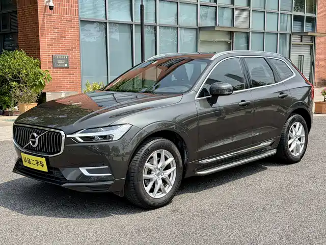 Volvo XC60 2021 T 5 4 WD