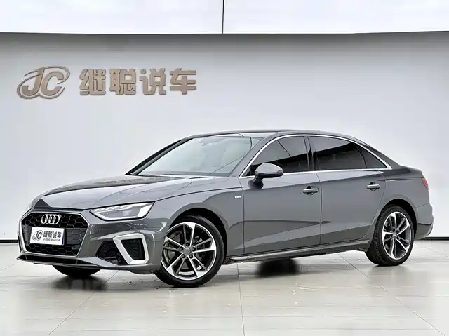 Audi A4L 2022 40 TFSI