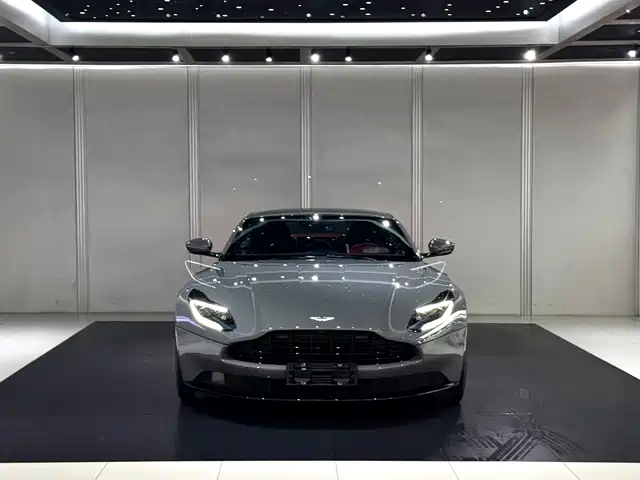 Aston Martin DB11 2022 4.0 T V 8 Coupe