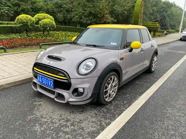 MINI Hatch