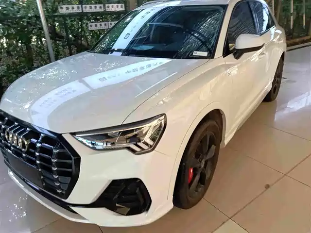 Audi Q 3 2019 40 TFSI