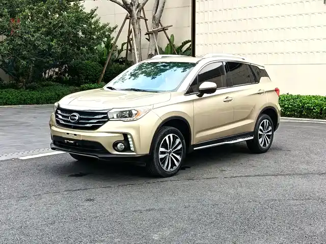 Trumpchi GS4 2017 235 T AT 2 WD