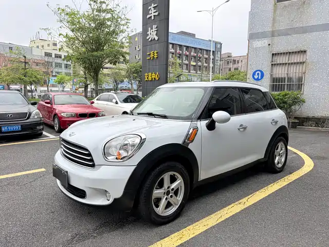 MINI Countryman