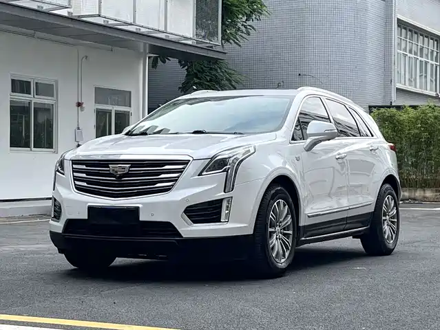 Cadillac XT 5 2018 28 T 4 WDLuxury