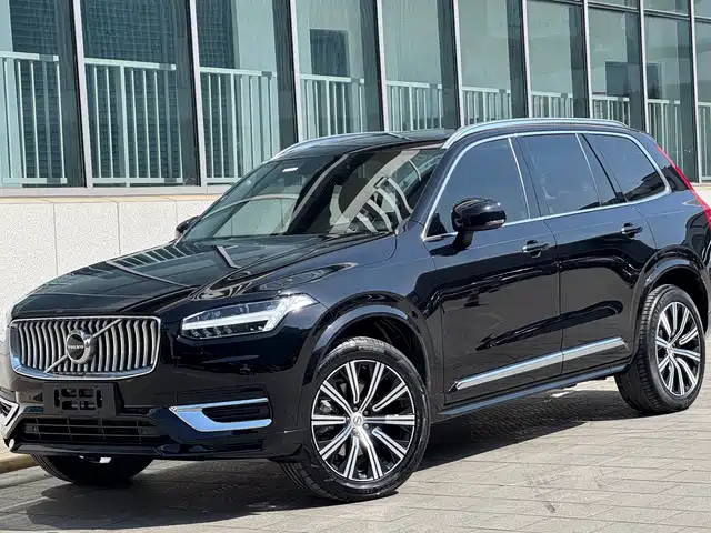 Volvo XC90 2022 B 5 5