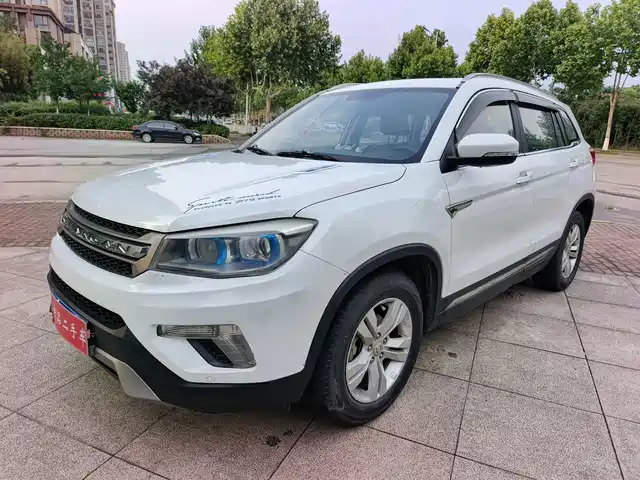 Changan CS75 2016 1.8 T ATElite V