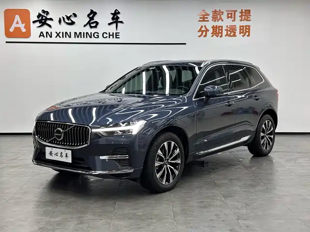 Volvo XC60 2024 B 5 4 WD