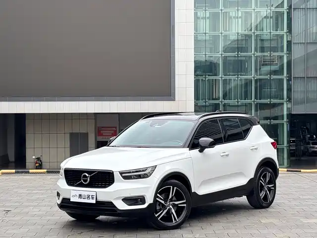 Volvo XC 40 2020 T 4 4 WD