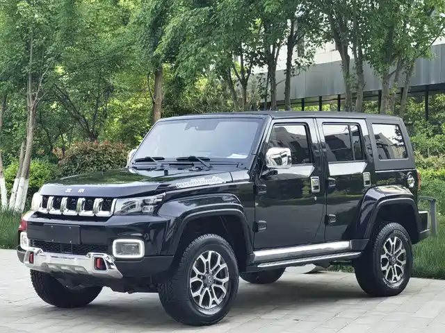 BAIC BJ40 2019 2.0 T AT 4 WD Flagship V