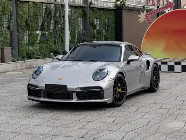 Porsche 911 2023 Turbo S 3.7 T