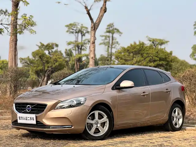 Volvo V40 2016 T 3