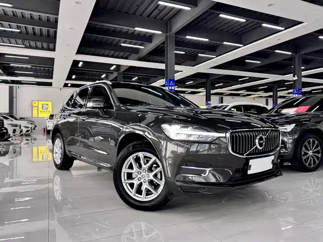 Volvo XC60 2021 T 5 4 WD