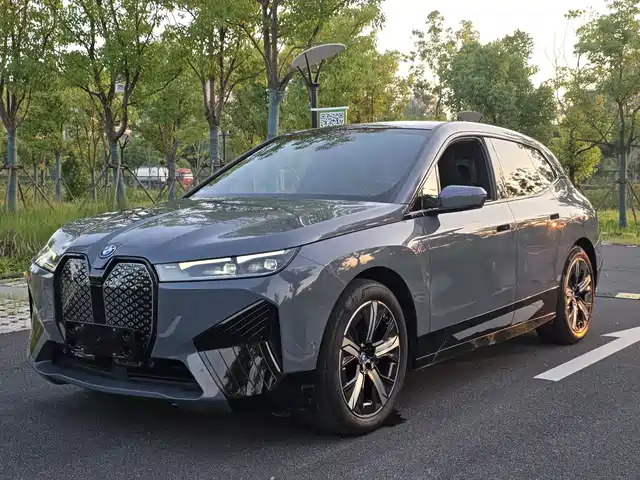 BMW i X 2022 x Drive 40