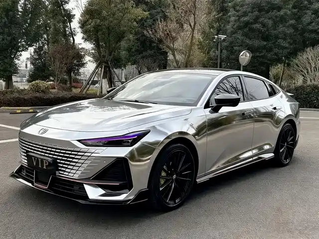 Changan UNI-V 2022 1.5 T