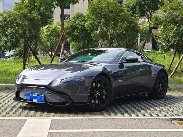Aston Martin V8 Vantage 2018 4.0 T V 8 Coupe