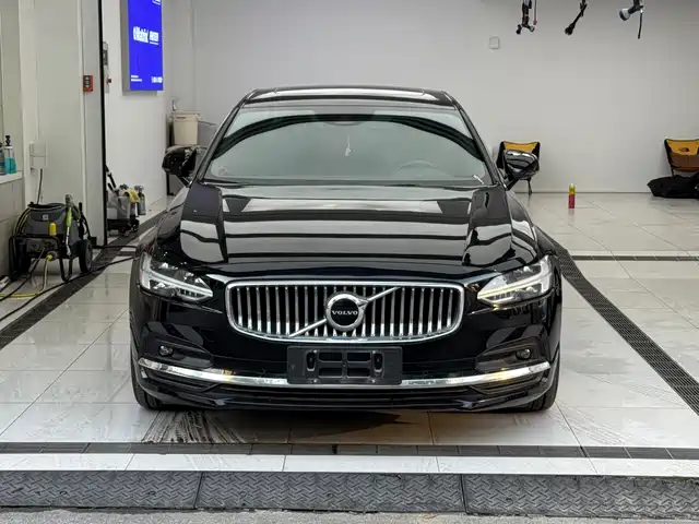 Volvo S90 2021 B 5