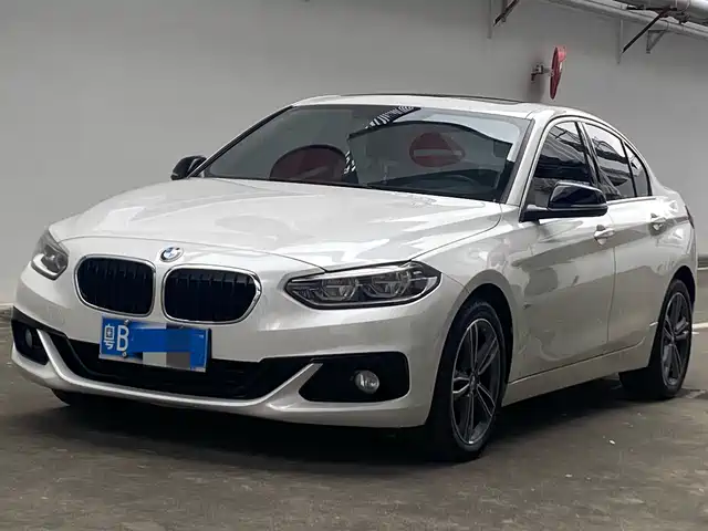 BMW 1-Series 2018 118i Sport