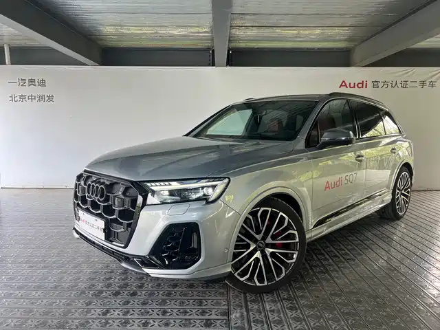 Audi SQ 7 2024 4.0 TFSI