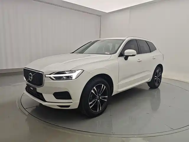 Volvo XC 60 2019 T 5 4 WD V