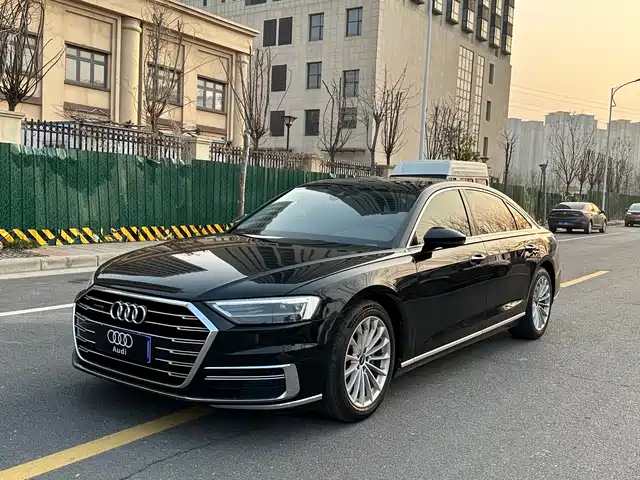 Audi A 8 2021 A 8 L 50 TFSI quattro Comfort