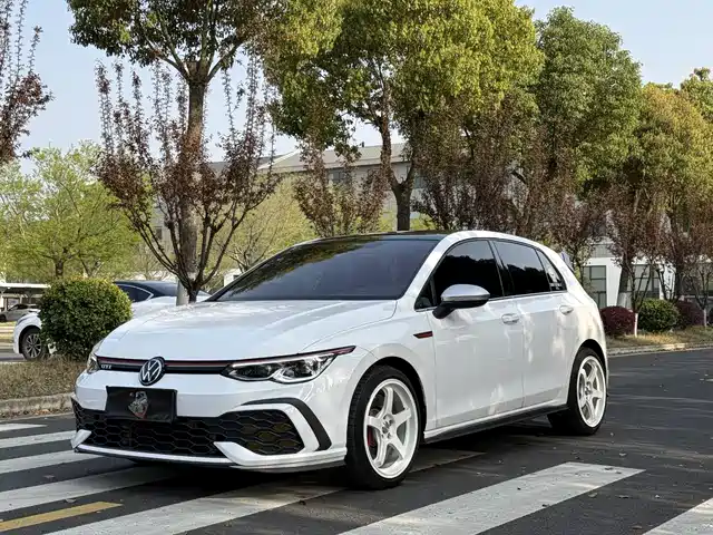 Volkswagen GTI