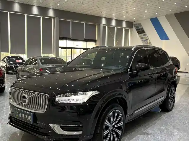 Volvo XC90 2025 B 6 7