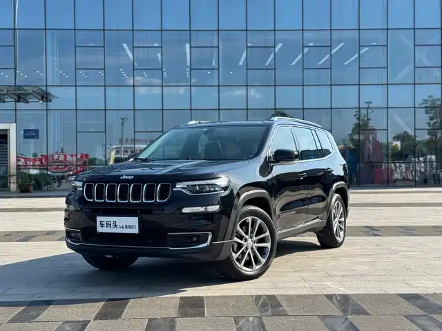 Jeep Commander