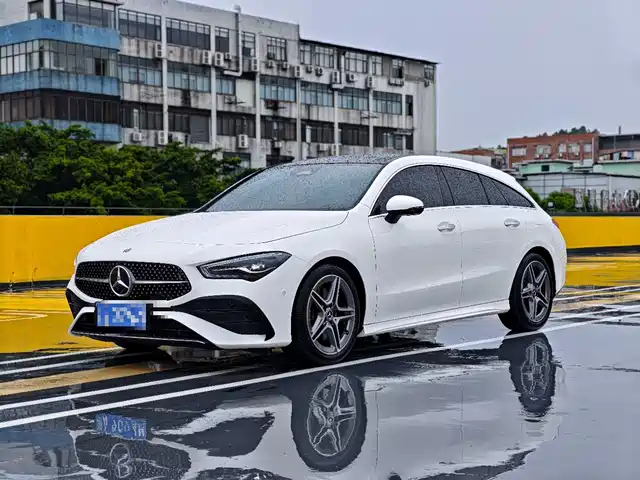 Mercedes-Benz CLA 2025 CLA 200