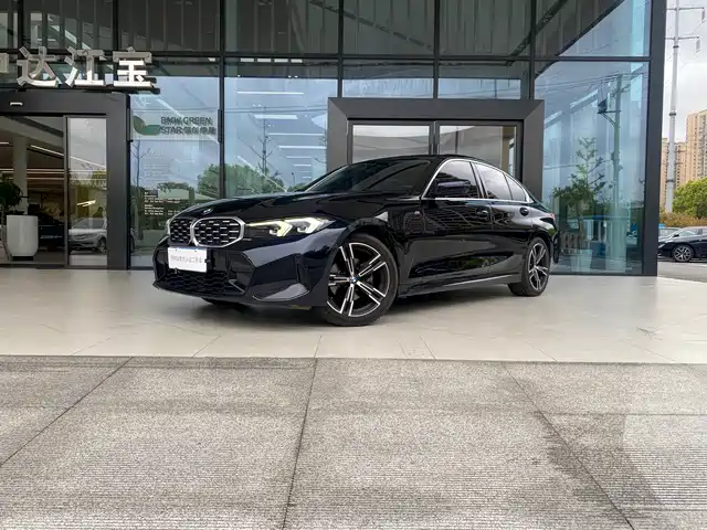 BMW 3-Series 2023 325i M
