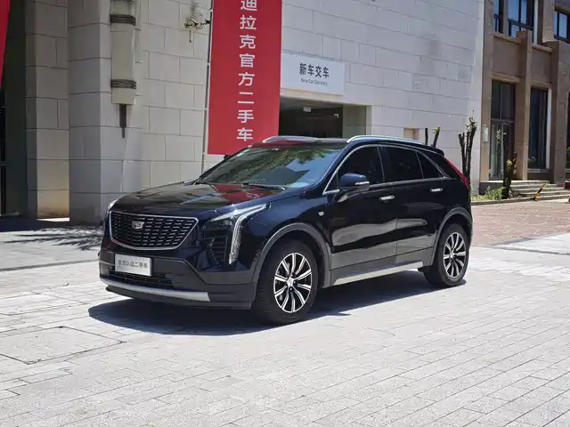 Cadillac XT 4 2018 28 T 2 WDLeading