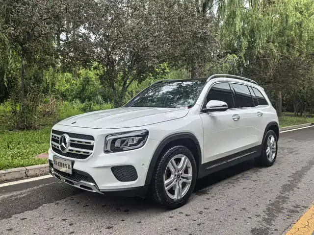 Mercedes-Benz GLB 2023 GLB 220