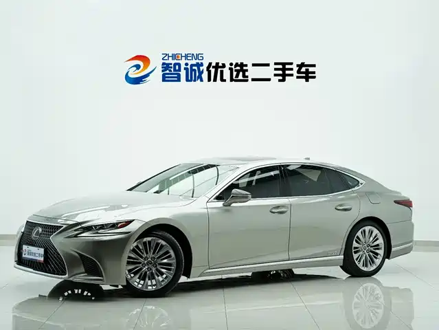 Lexus LS 2018 500h V
