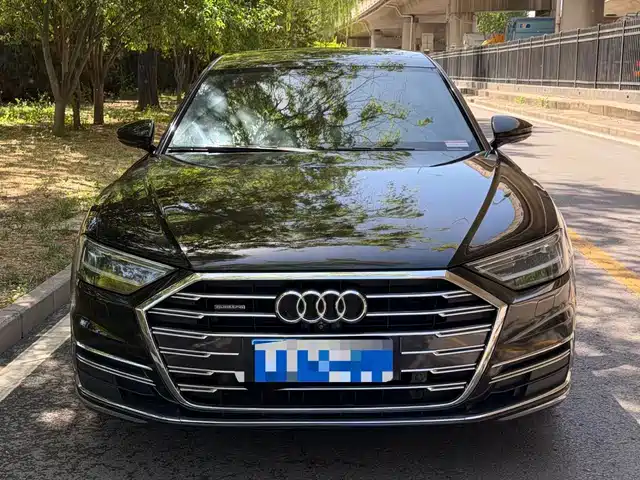 Audi A 8 2018 A 8 L 55 TFSI quattro