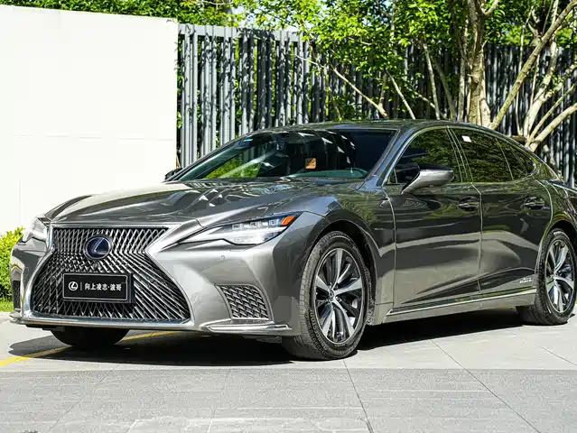 Lexus LS 2021 500h