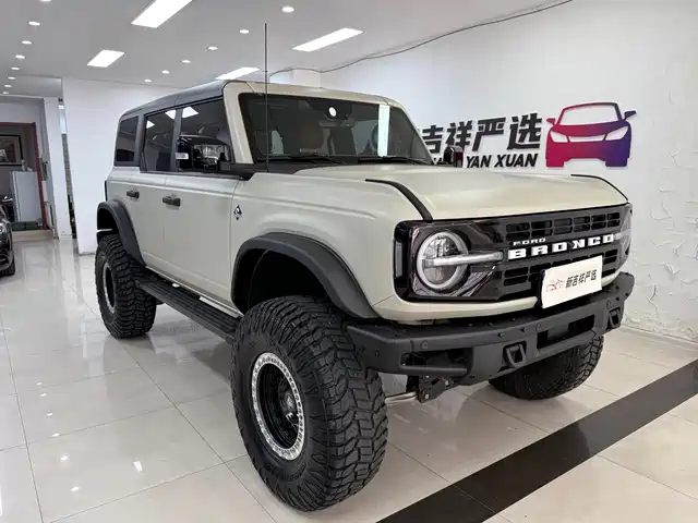 Ford Bronco